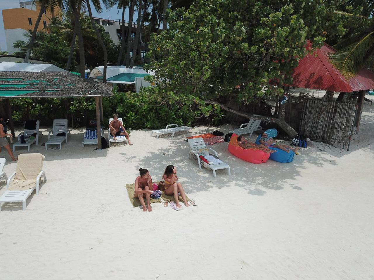 Zeestar Inn Maafushi Esterno foto